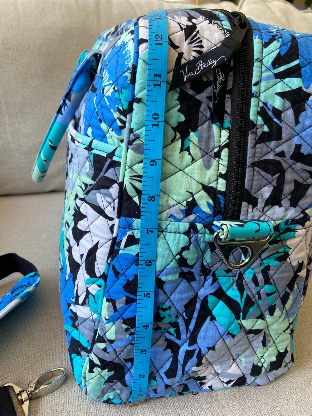 Sale! Vera Bradley Weekender Travel Bag in Camofloral (retired) w/Shoulder Strap - Picture 12 of 16